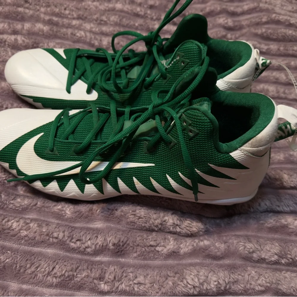 Alpha Menace Pro Mid Pine Green/White Cleats‎   sz 16
